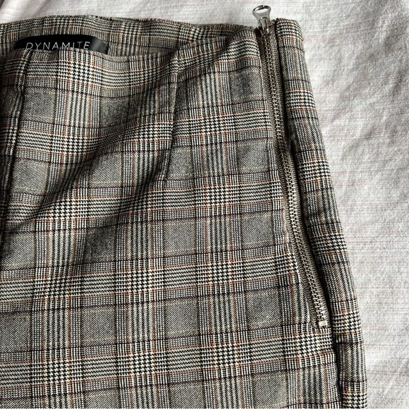 Dynamite Plaid Dresss Pants - Picture 4 of 5